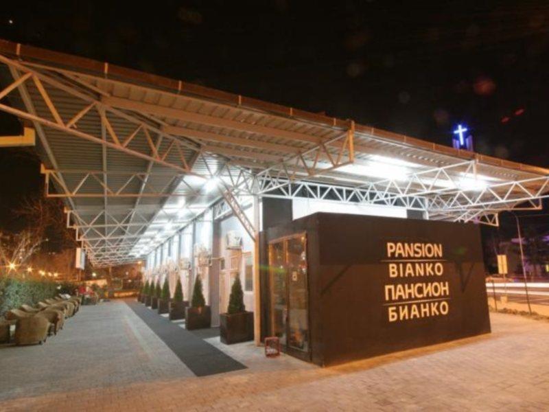 Pansion Bianko Hotel Skopje Bagian luar foto
