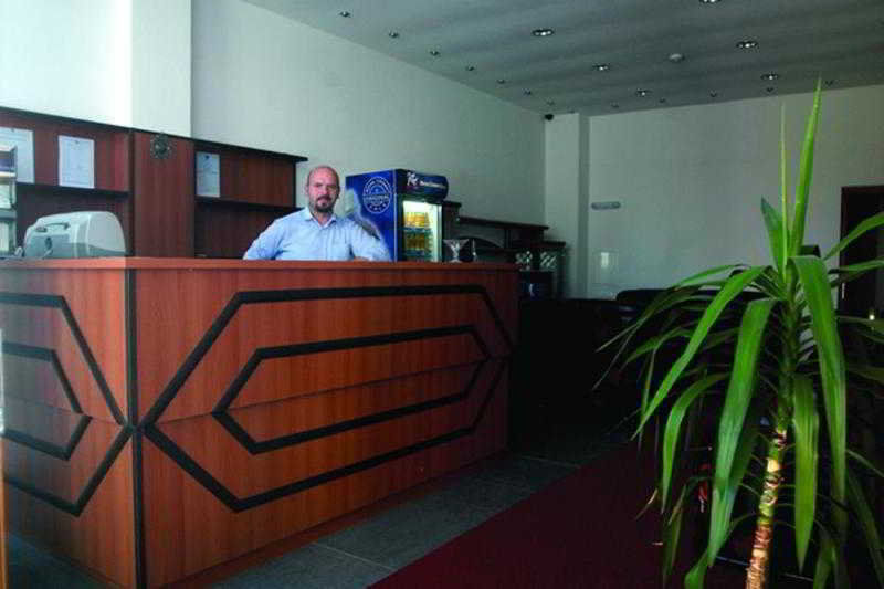 Pansion Bianko Hotel Skopje Bagian luar foto
